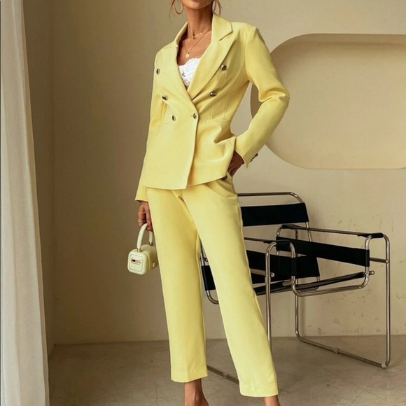 Lapel Neck Double Breasted Blazer - Picture 5 of 10